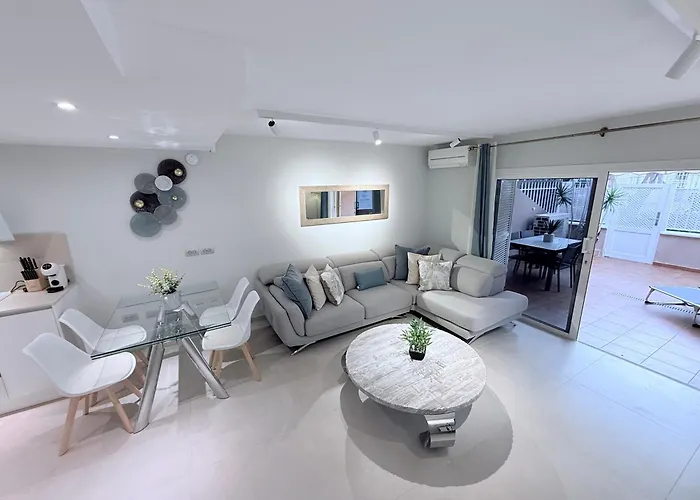 Hdfm Collection - Oasis Apartman *